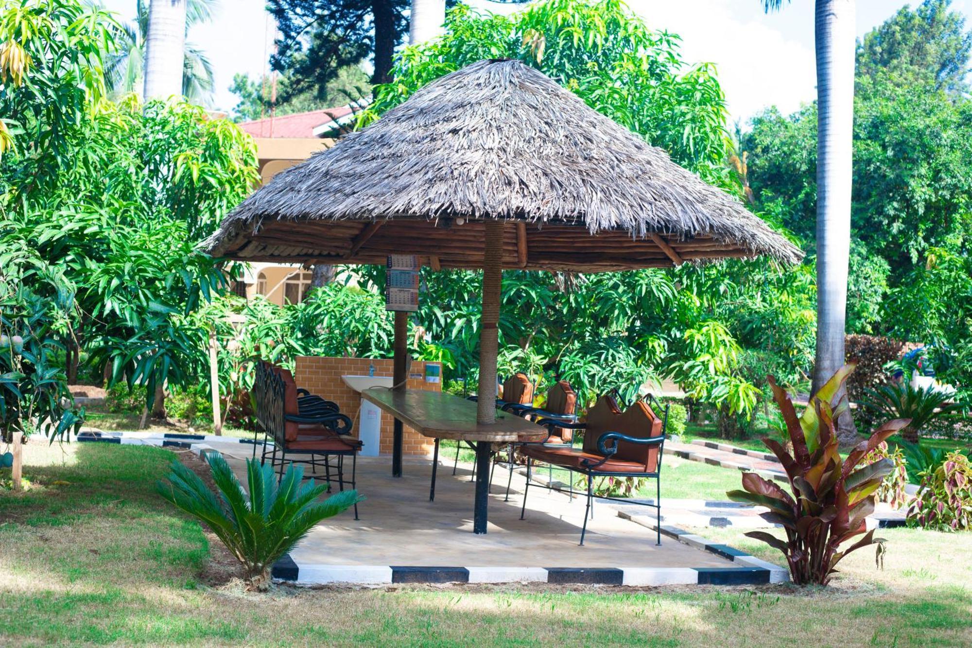 Mama Thea Homes Moshi Esterno foto