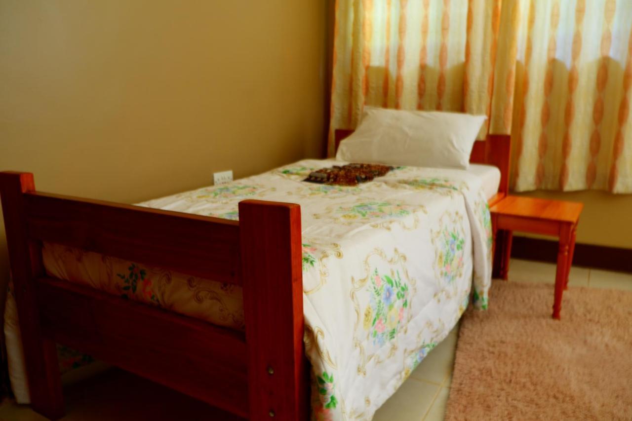 Mama Thea Homes Moshi Esterno foto