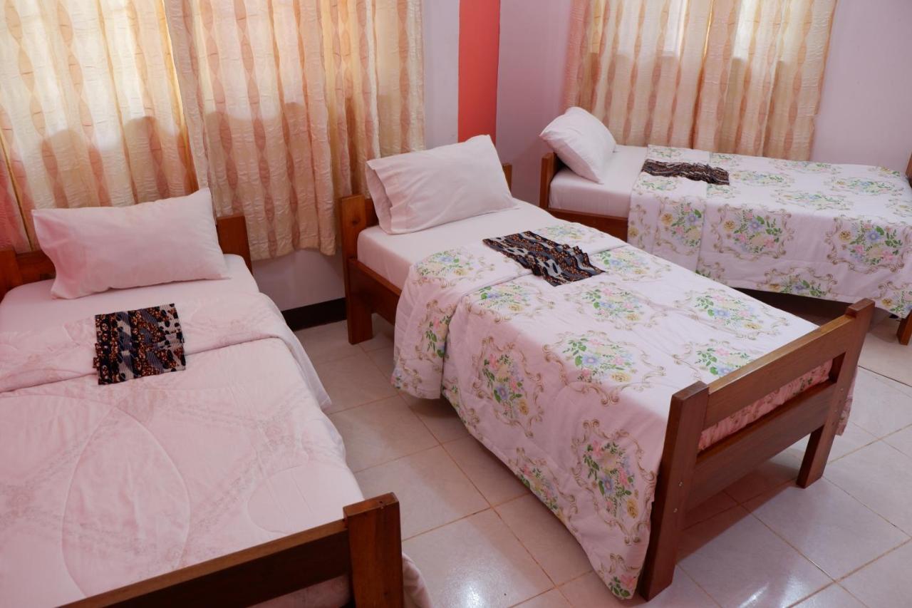Mama Thea Homes Moshi Esterno foto