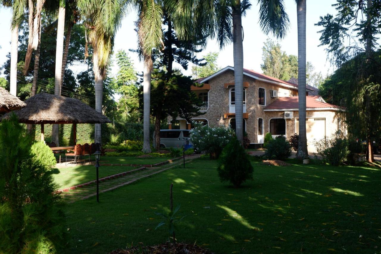 Mama Thea Homes Moshi Esterno foto